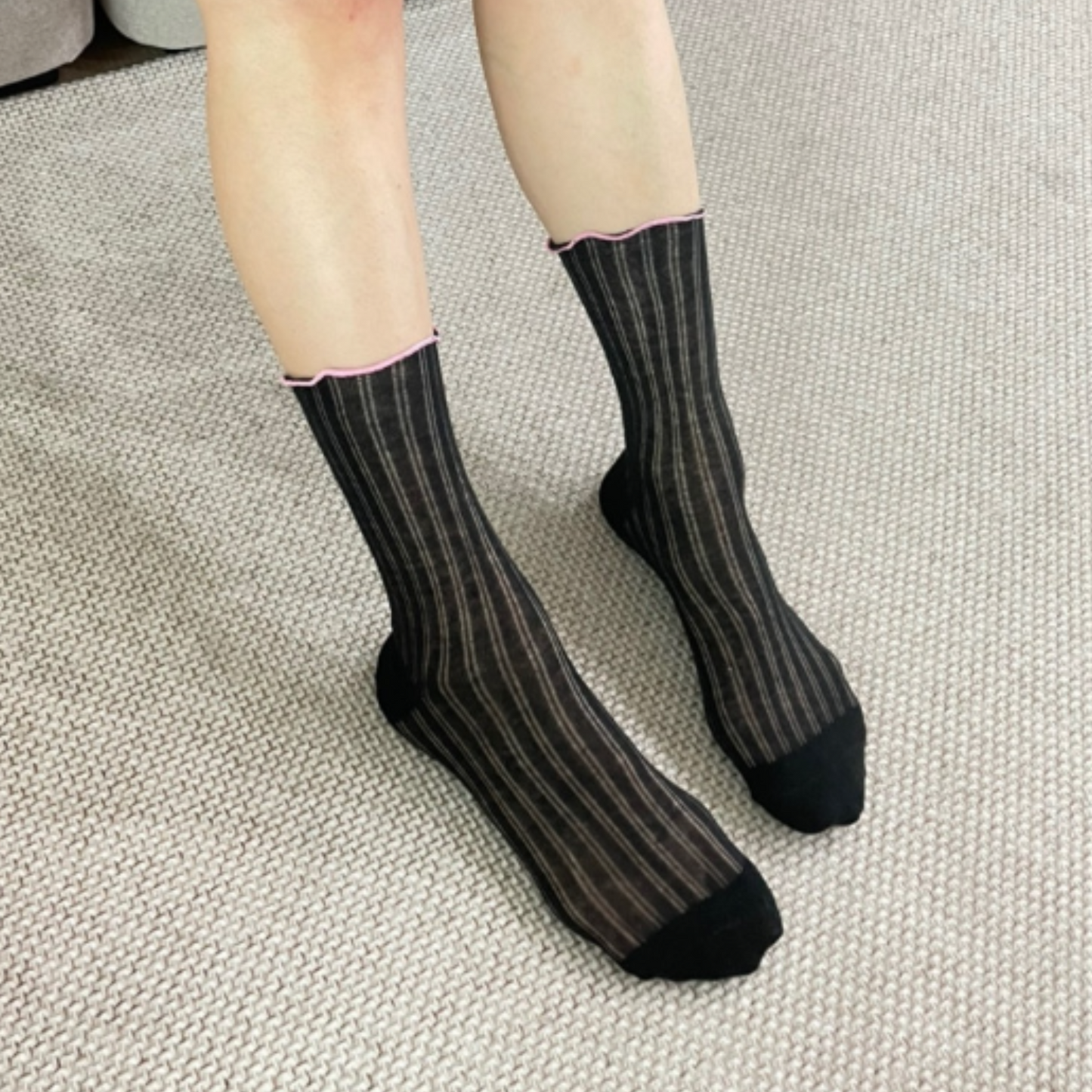 SHEER | RUFFLE SOCKS