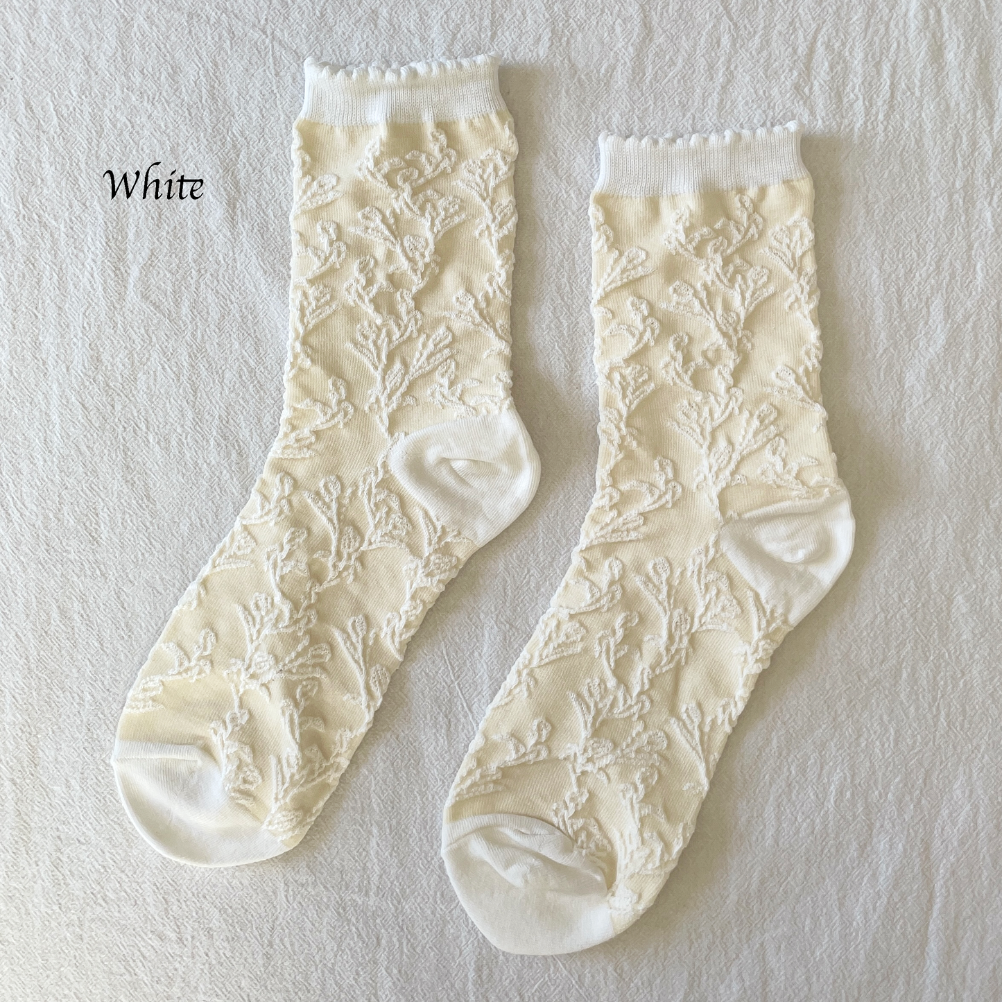 RUFFLE FLORAL SOCKS | TULIP